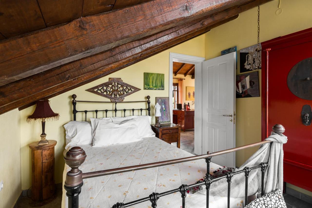 Beachfront Villa Meliti Ágios Matthaíos Kültér fotó