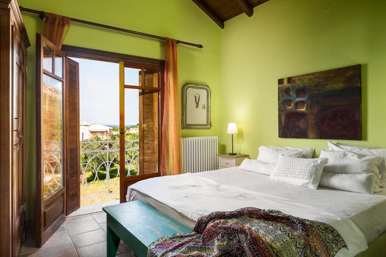 Beachfront Villa Meliti Ágios Matthaíos Kültér fotó